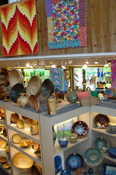 Folk Art Center near Asheville, Blue Ridge Parkway NC (Scarborough photo)