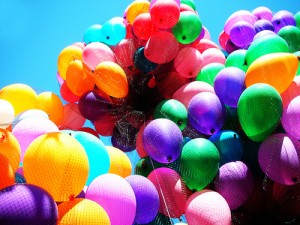 Balloons for bloggy birthdays (Courtesy daniel.he at Flickr CC)