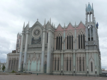 rsz_leon_038-templo-expiatorio